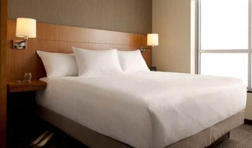 带2个双人床的标准工作室, Hyatt Place Bloomington / Normal