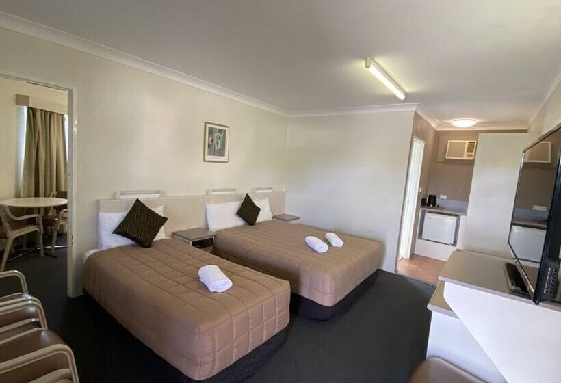 패밀리 스위트, Sapphire City Motor Inn