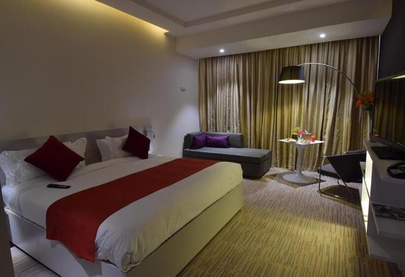 Номер Superior, Novotel Suites Riyadh Centre