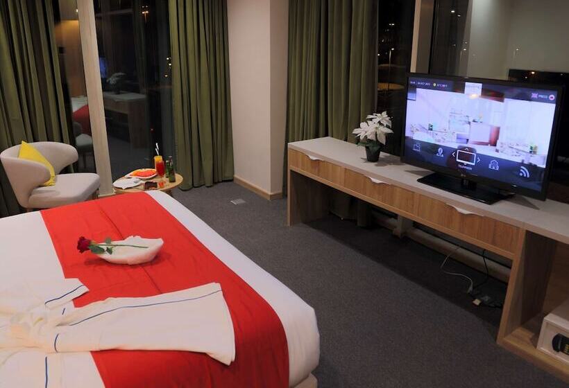 Номер Superior, Novotel Suites Riyadh Centre