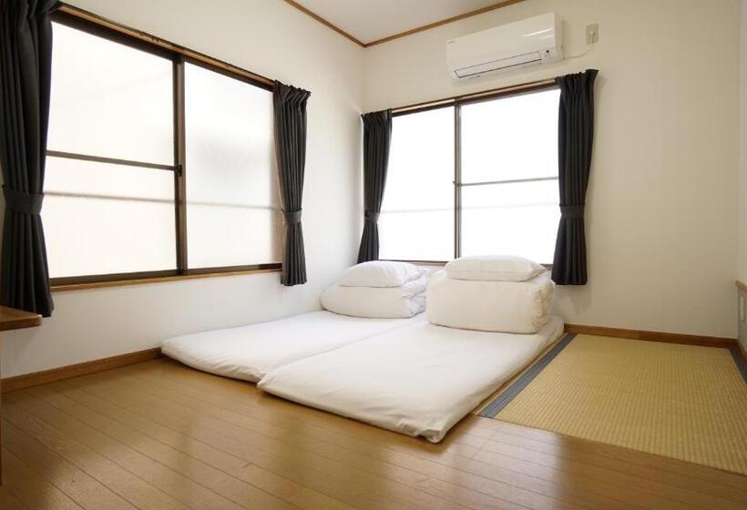 Номер Economy, House Ikebukuro