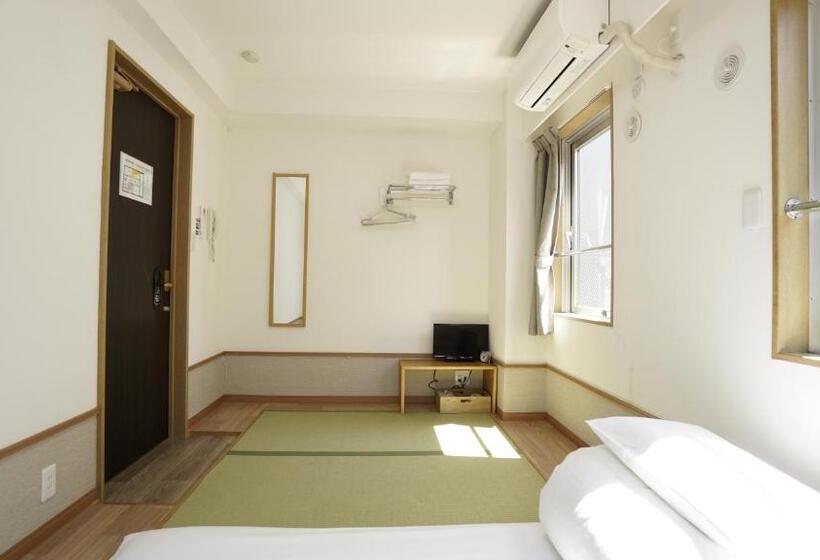 Номер Economy, House Ikebukuro