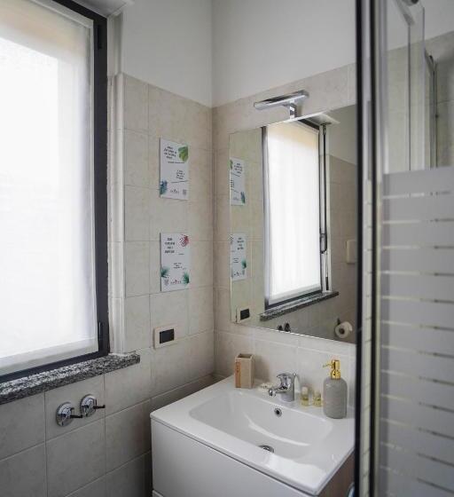 Номер Стандарт Индивидуальный с Балконом, Bnbook Expo Residence Rho