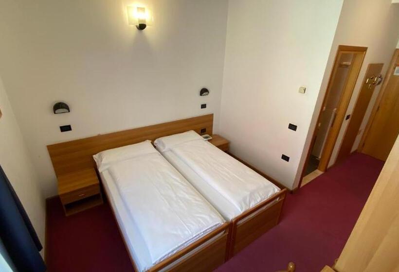 Quarto Economy, Alberello