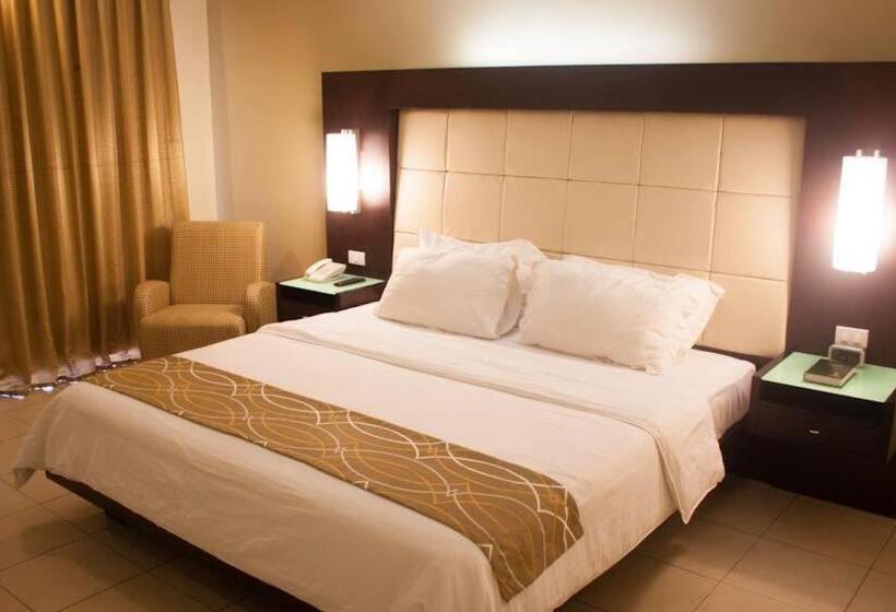 Люкс Deluxe Кровать Кинг, Circle Inn  Iloilo City Center