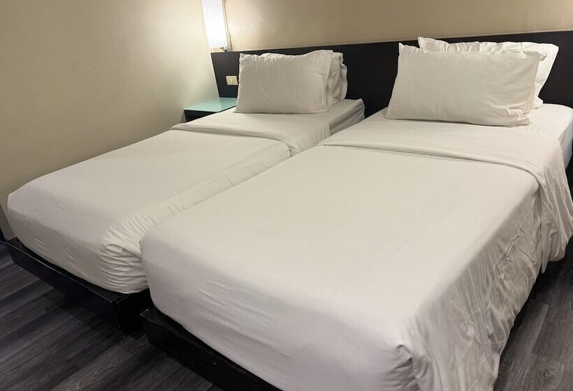 Номер Стандарт, Circle Inn  Iloilo City Center