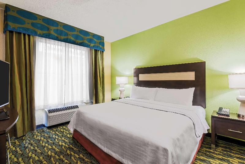 Люкс Кровать Кинг, Homewood Suites By Hilton Little Rock Downtown