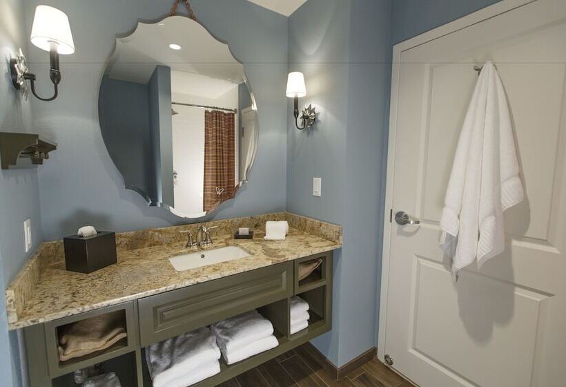 Стандартный Номер Кровать Кинг, Dollywood's Dreammore Resort And Spa