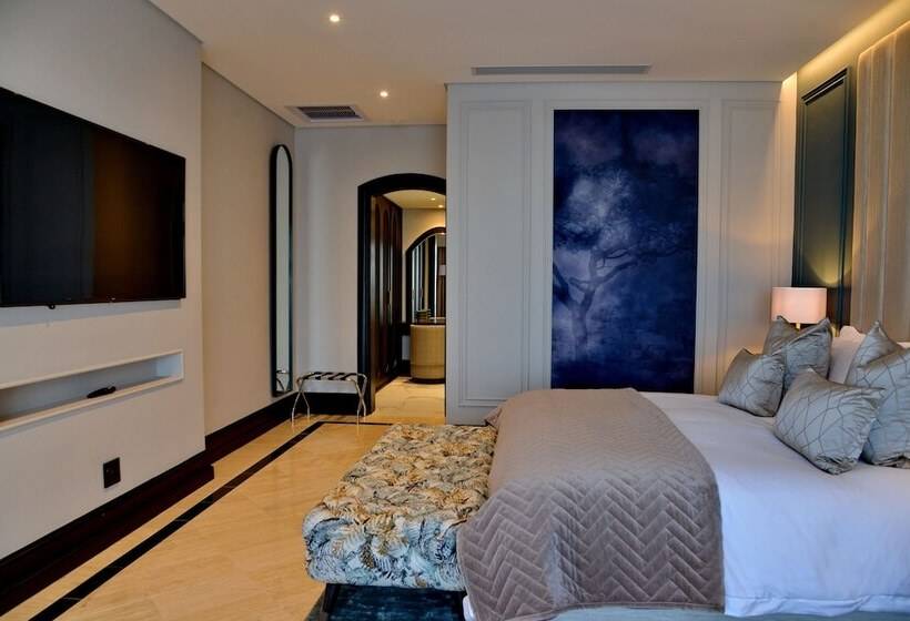 Президентский Люкс, Apogee Boutique Hotel & Spa