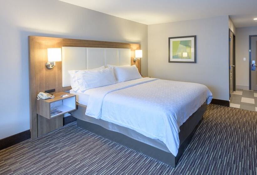 Люкс, Holiday Inn Express & Suites Jamestown, An Ihg