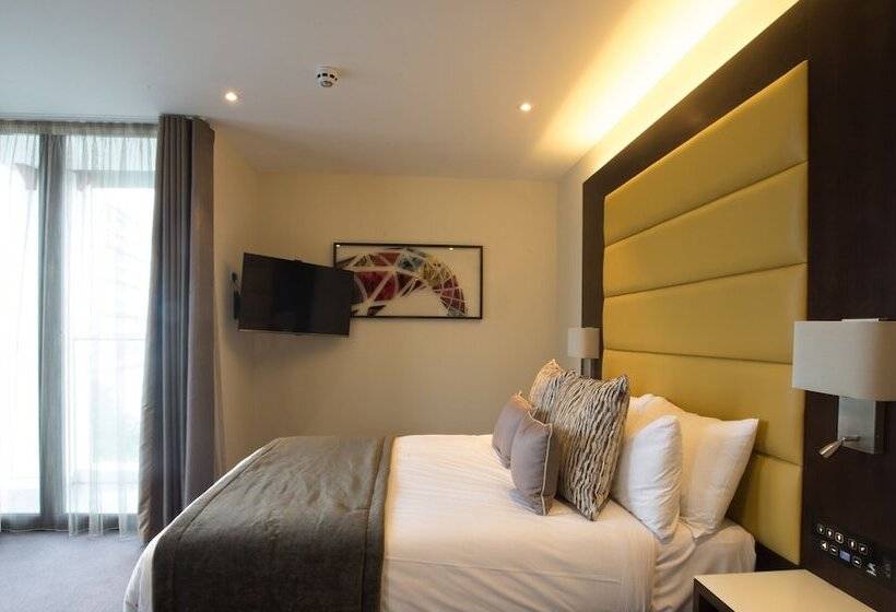 Superior Oda, St George S Hotel   Wembley