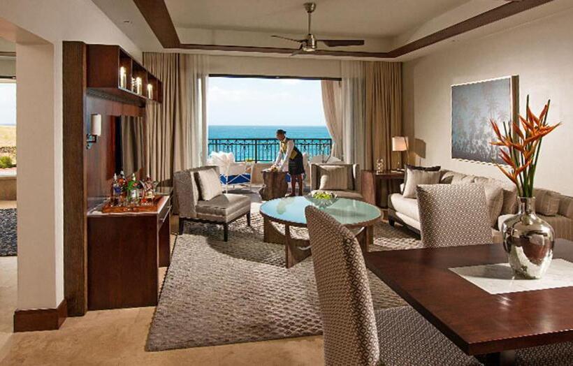 سوییت با چشم‌انداز دریا, Sandals Grenada All Inclusive  Couples Only
