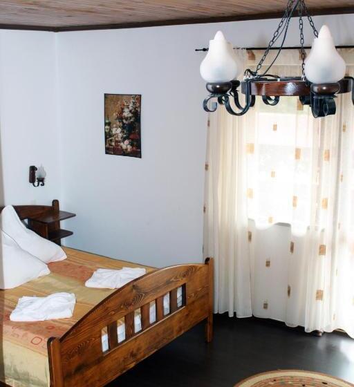 Номер Стандарт, Pensiunea Moeciu Casa Wiarusti