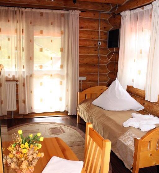 Номер Стандарт Трехместный, Pensiunea Moeciu Casa Wiarusti