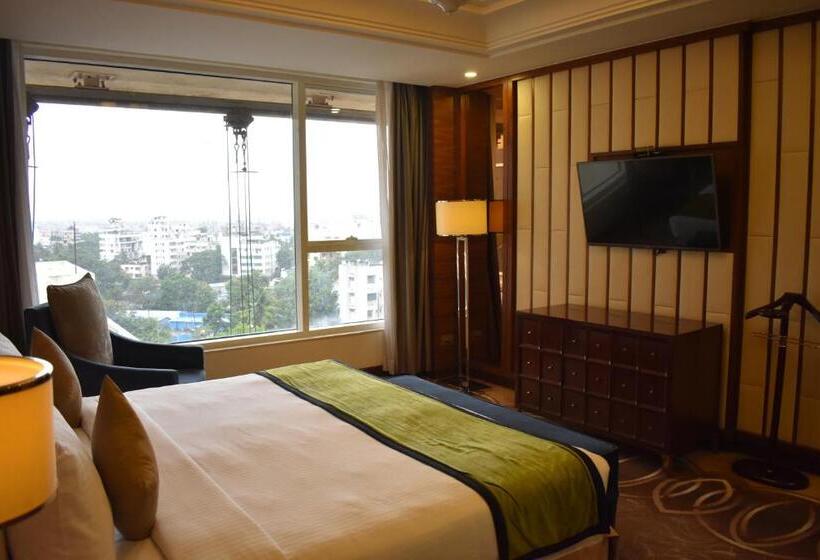 Номер Executive, Sayaji Kolhapur