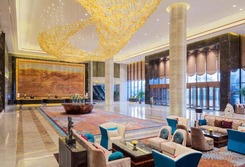 Номер Deluxe Кровать Кинг, Wanda Realm Chifeng