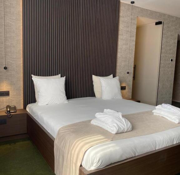 Люкс Кровать Кинг, Van Der Valk Hotel Mons Congres & Spa