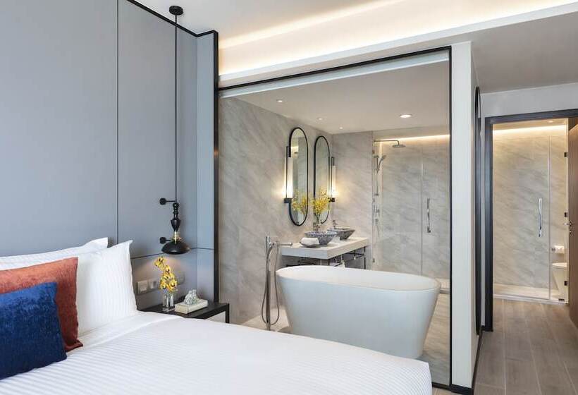 2 Bedroom Premium Apartment Sea View, Somerset Pattaya   Sha Plus