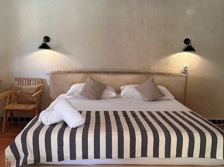 Quarto Estandar, La Conchita Tulum