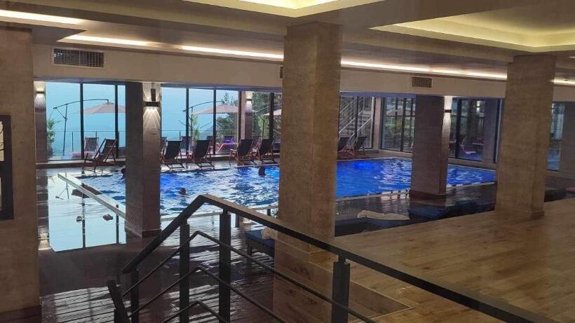 استودیوی استاندارد, Apartman Vana