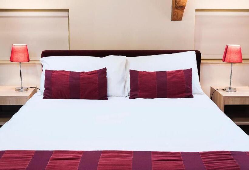 Апартаменты 1 Спальня с Балконом, Cherryhill Lodge