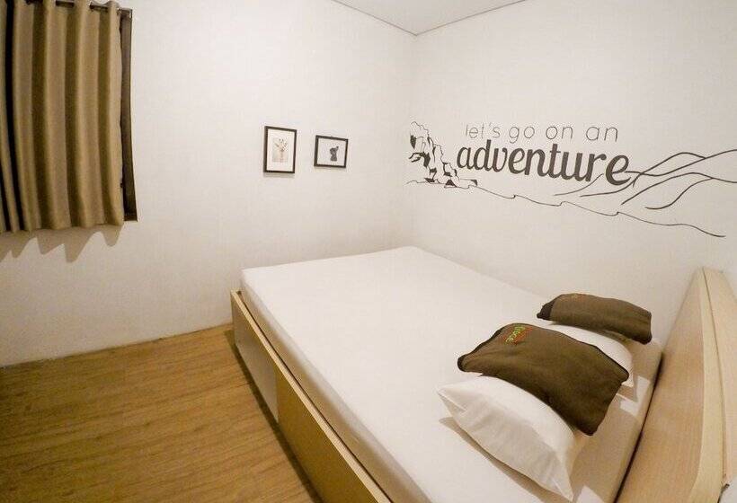 חדר סטנדרט חדר אמבטיה משותף, The Packer Lodge   Hostel