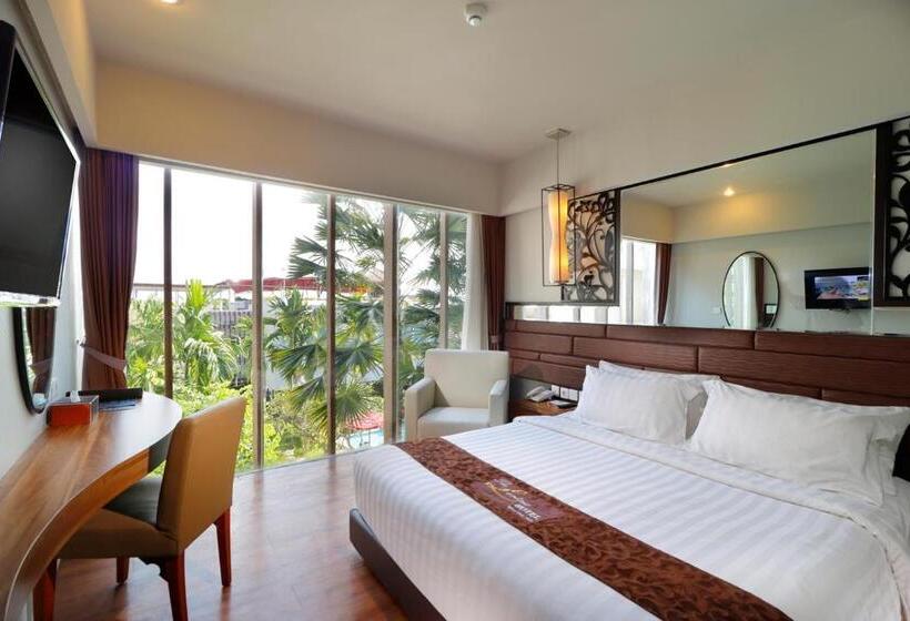 Номер Superior Вид на Бассейн, The Lerina Hotel Nusa Dua