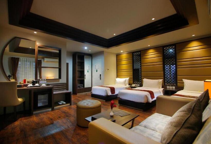 Family Suite, The Lerina Hotel Nusa Dua