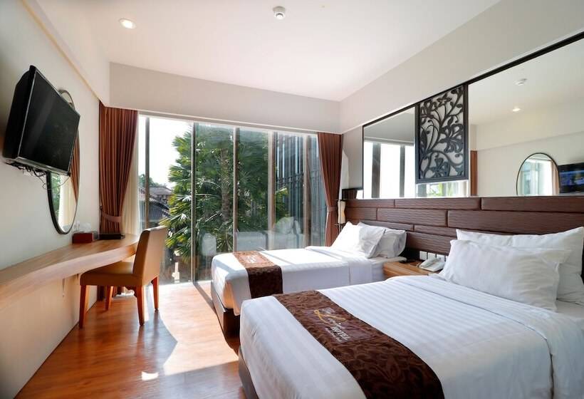 Номер Superior Вид на Бассейн, The Lerina Hotel Nusa Dua