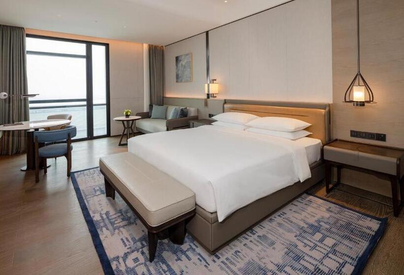 Номер Клуб Кровать Кинг, Hyatt Regency Hangzhou International Airport