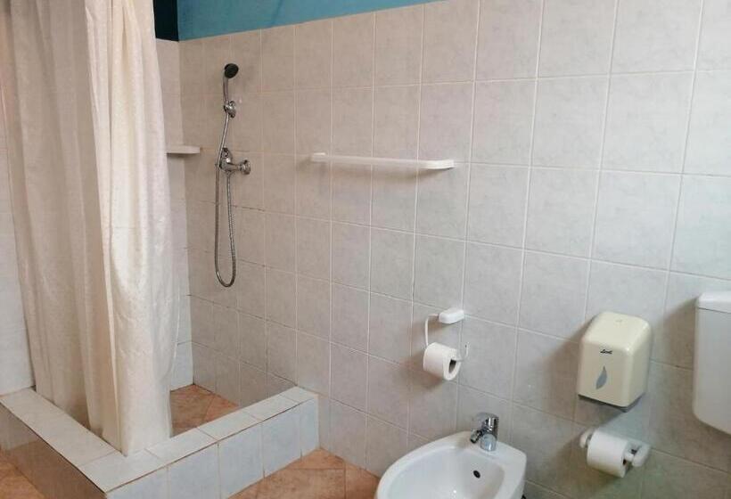 اتاق راحتی سه تخته, B&b Salinas Boa Vista Wifi Free