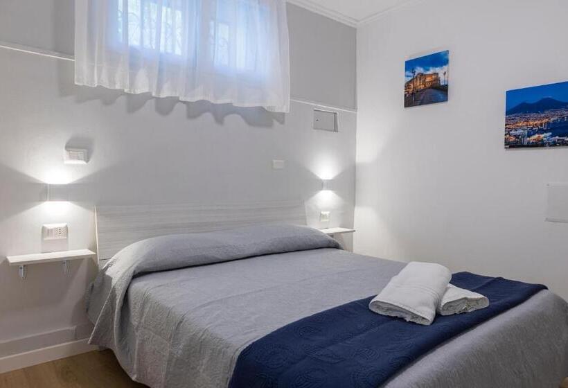 اتاق سوپریور, Adastra B&b