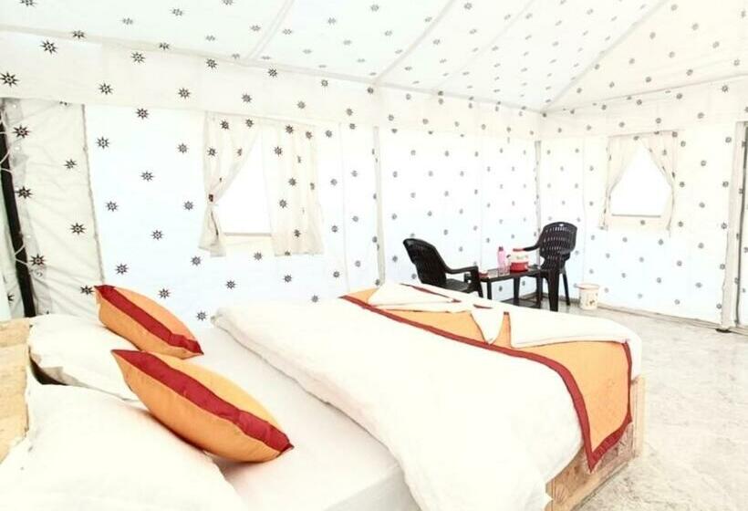 Номер Стандарт, Desert Holiday Camp