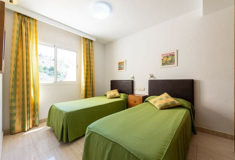 Апартаменты Deluxe 2 Спальни с Гидромассажем, Holiday Club Sol Amadores