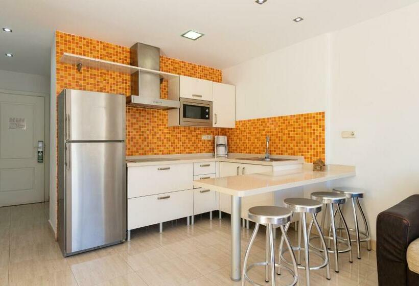 Апартаменты Deluxe 2 Спальни, Holiday Club Sol Amadores