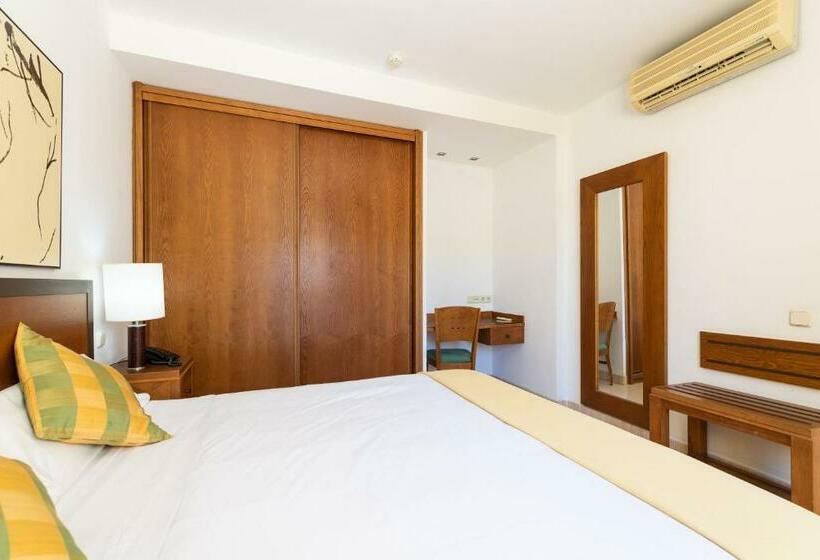 Апартаменты Deluxe 2 Спальни, Holiday Club Sol Amadores