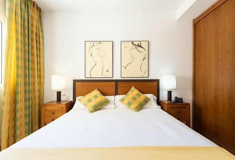 Апартаменты Deluxe 2 Спальни, Holiday Club Sol Amadores
