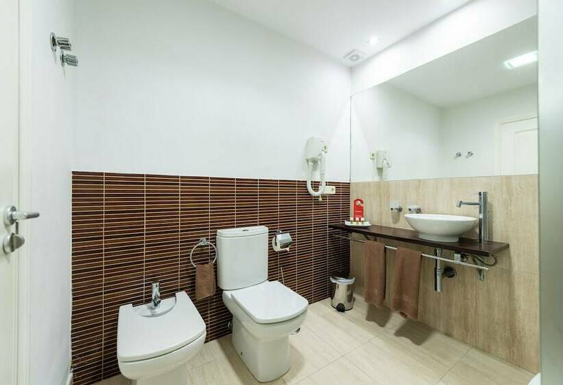 Апартаменты Deluxe 2 Спальни, Holiday Club Sol Amadores