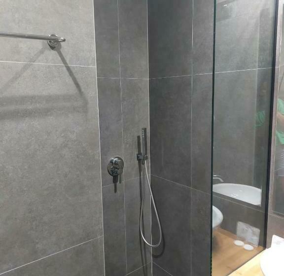 اتاق استاندارد, Jali