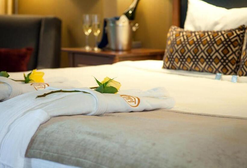 장애인을 위한 스탠다드 룸, Best Western Premier Boulder Falls Inn