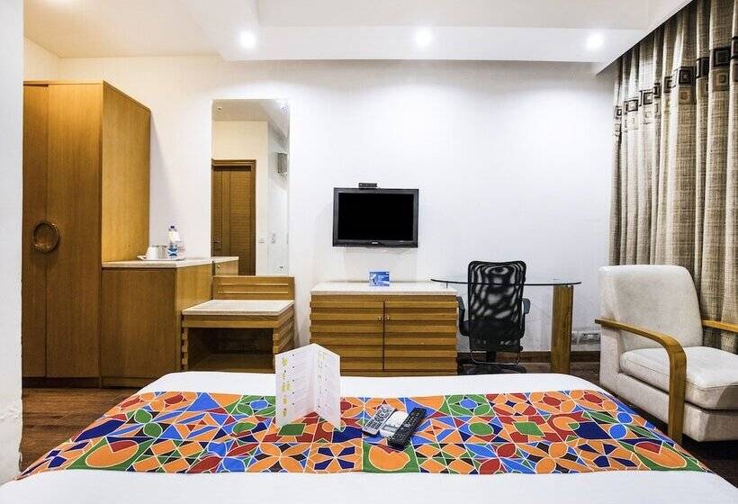 Номер Deluxe, Fabhotel Grd Dlf Square