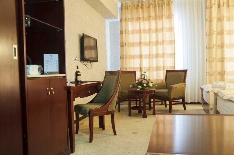 장애인을 위한 스위트, Best Western Plus Elmendorf