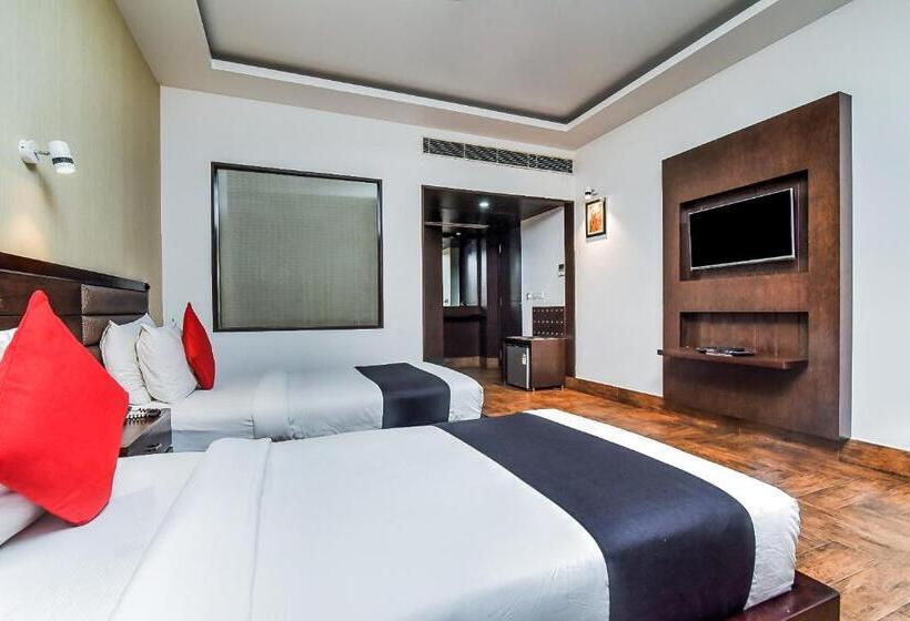 Deluxe Triple Room, Capital O 529 Msk Residency