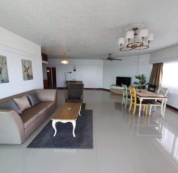 جناح سوبيريور مطل علي البحر, Markland Beach View