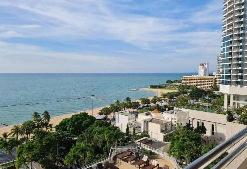جناح سوبيريور مطل علي البحر, Markland Beach View