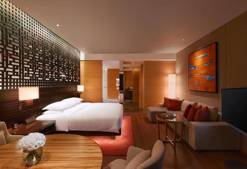 اتاق استاندارد با تخت بزرگ, Park Hyatt Guangzhou