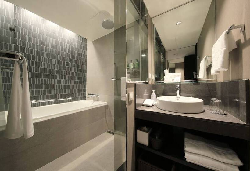 Номер Стандарт Верхний Этаж, Solaria Nishitetsu Hotel Seoul Myeongdong