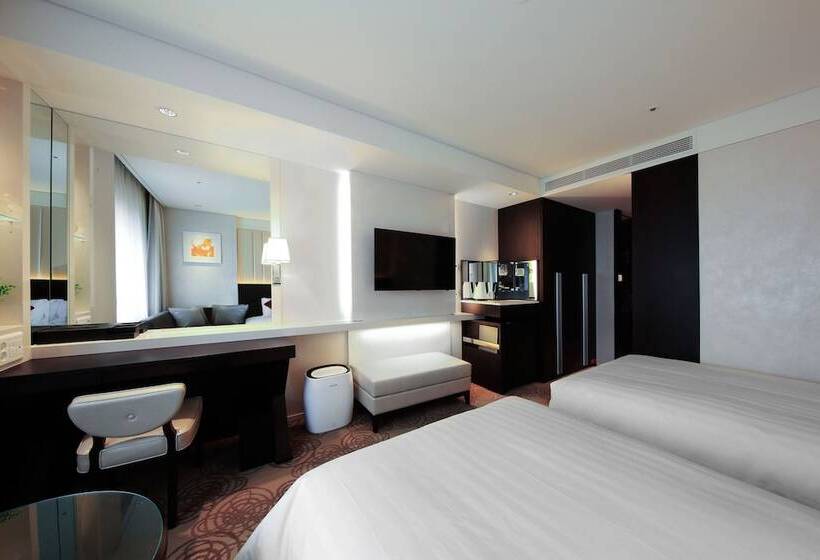 Номер Стандарт Верхний Этаж, Solaria Nishitetsu Hotel Seoul Myeongdong