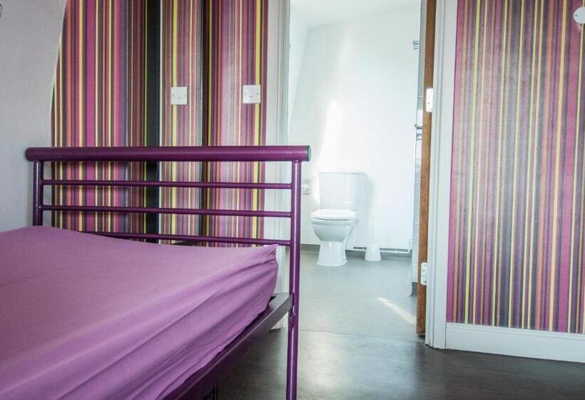 Quarto Estandar, Safestay London Kensington Holland Park