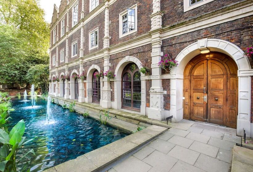 Quarto Quádruplo Estandar, Safestay London Kensington Holland Park
